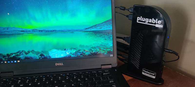Plugable dock 7