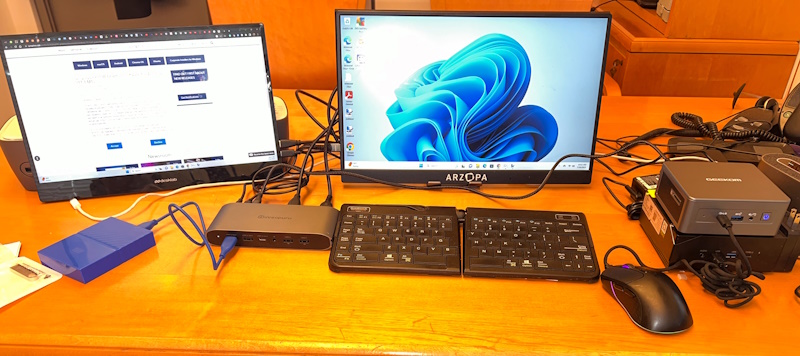 Minisopuru Triple Docking Station 9