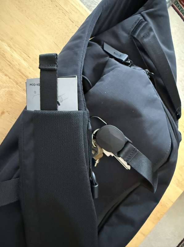 Alpaka Metro Crossbody Bag 14